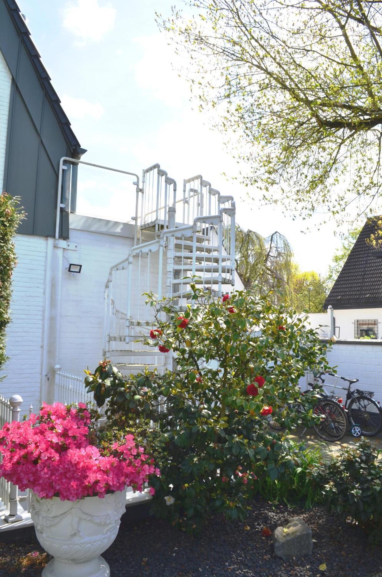 Av No.1 Privatunterkunft Düsseldorf